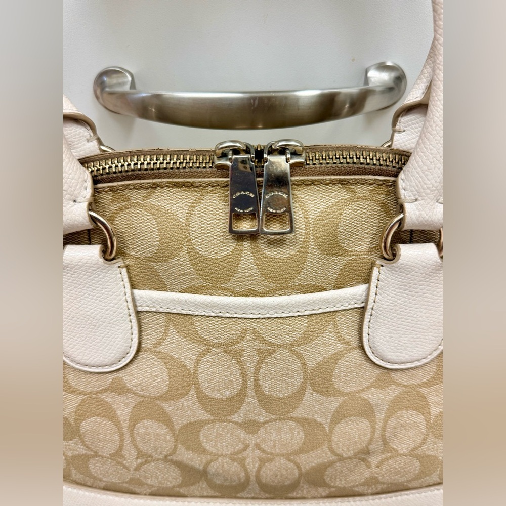 COACH Y2K Everyday Signature Monogram Coated Canvas Peyton Cora Dome Satchel Bag - Picture 3 of 16